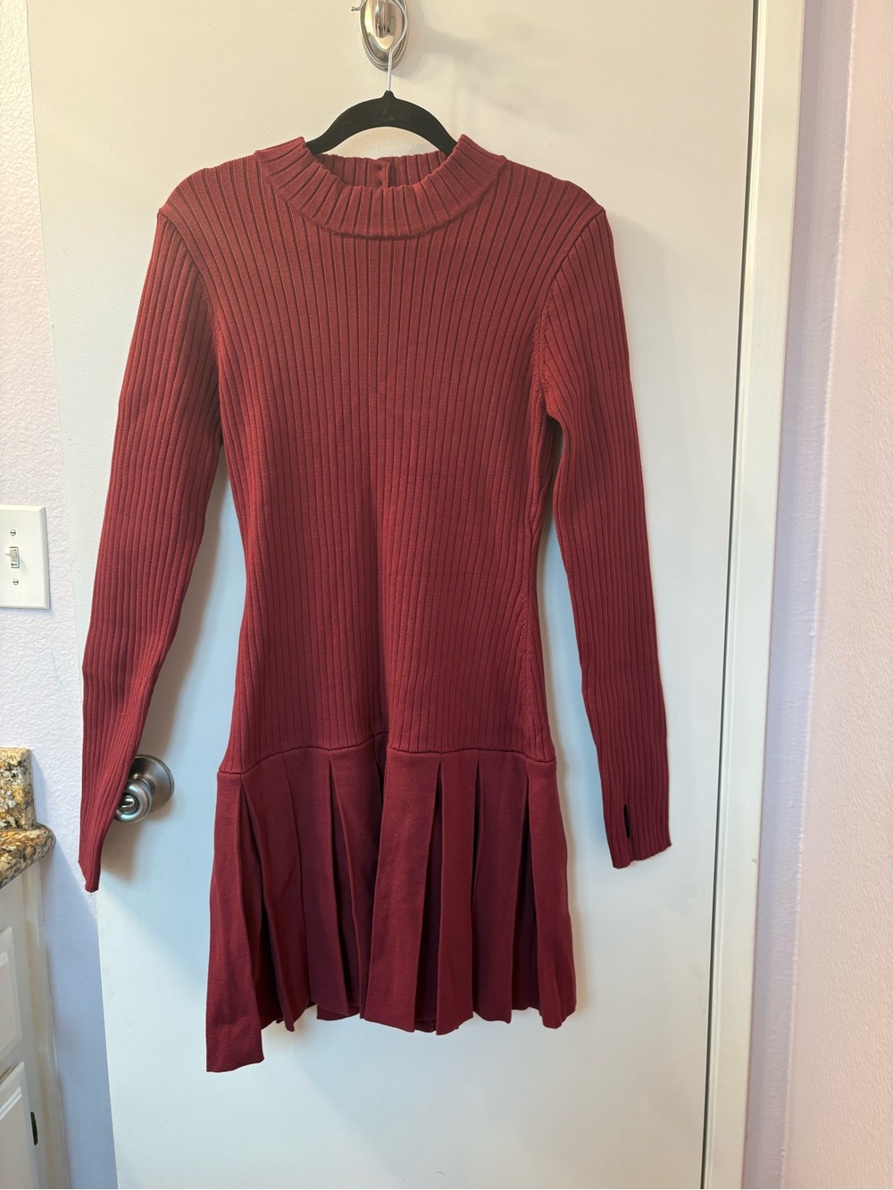 Free People Women’s Ribbed Pleated Hem Dress - Wine Color Size Large NWT